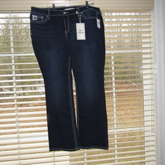 NWT LOVE INDIGO Boot Embellished Blue Jeans Sz 20